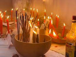 🕯️ Désenvoûtement spirituel : Retrouver sa liberté avec l’aide du marabout Dagbé