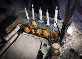 🕯️ Désenvoûtement spirituel : Retrouver sa liberté avec l’aide du marabout Dagbé